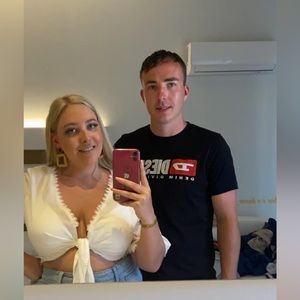 Meet your Posher, Leanne